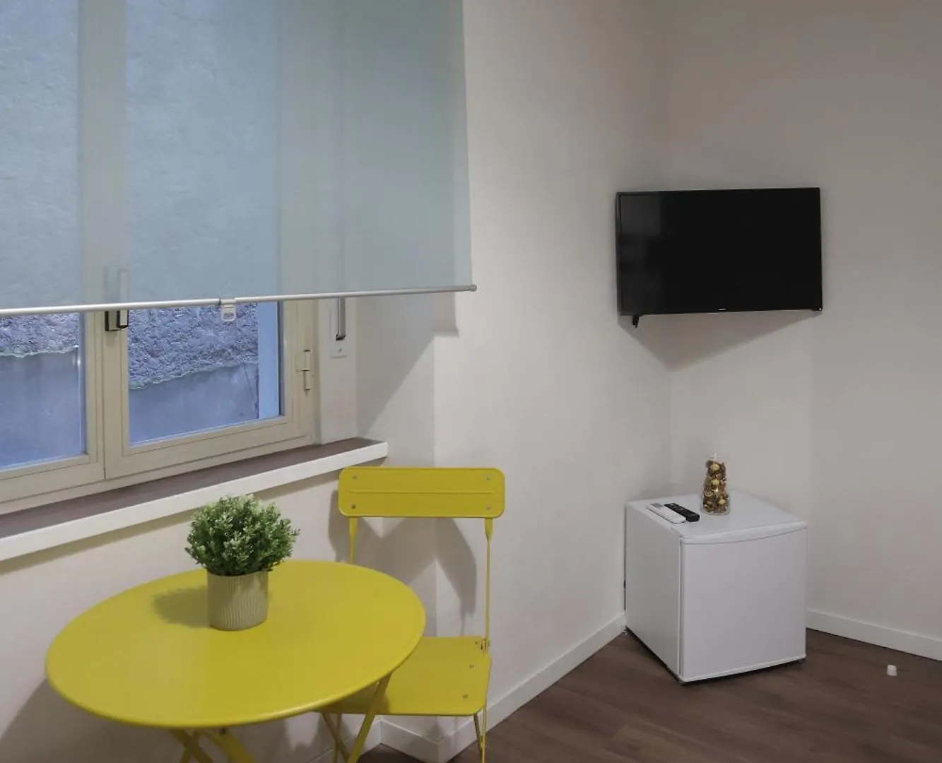 Tammurriata Nera Bedroom نابولي 0*,  إيطاليا